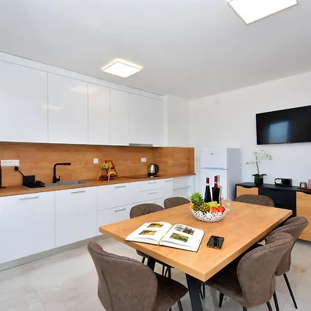 Radeljic Apartment Podstrana