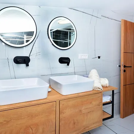 Apartment Radeljic Podstrana